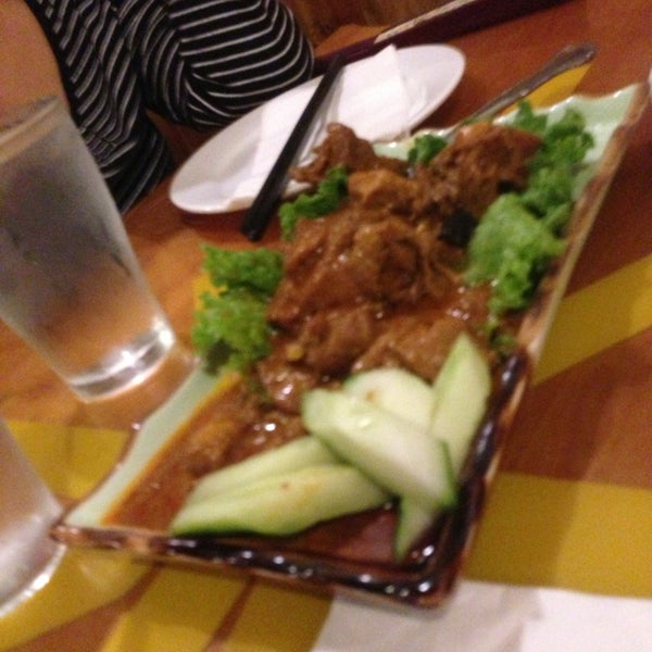 5/11/2013にClifford C.がBanana Leaf Malaysian Cuisineで撮った写真