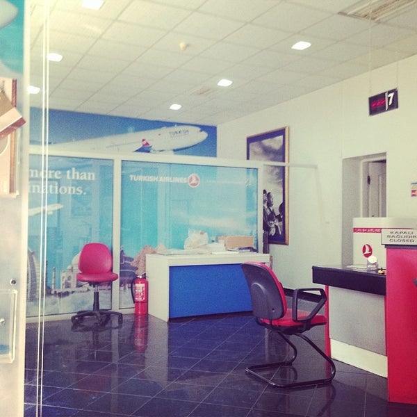 Türk Hava Yolları - Bakı, Baki