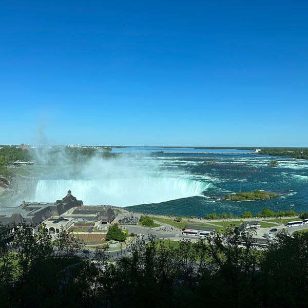 รูปภาพถ่ายที่ Niagara Falls Marriott Fallsview Hotel &amp; Spa โดย Roman V. เมื่อ 5/26/2023