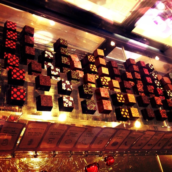 Photo taken at Moroco Chocolat by Cassey F. on 1/20/2013
