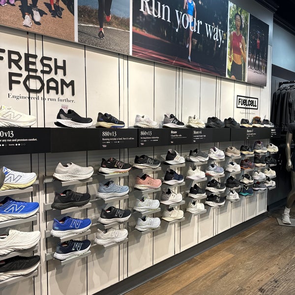 New balance sales robson st