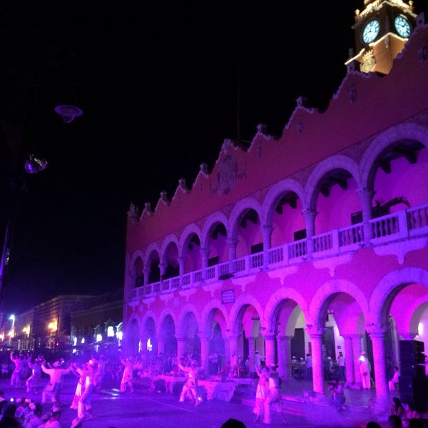 Foto tomada en Palacio Municipal de Mérida  por Jose Eloy G. el 11/3/2015