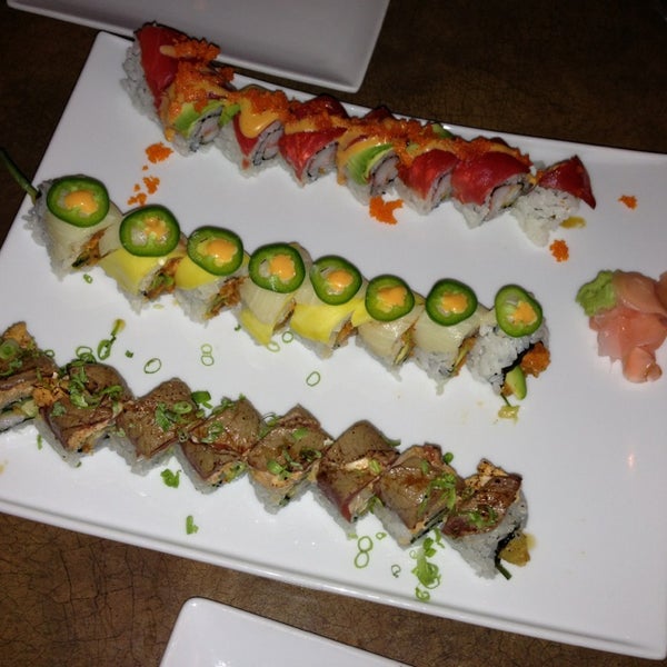 Снимок сделан в Enso Asian Bistro &amp; Sushi Bar пользователем Nicole A. 7/1/2013