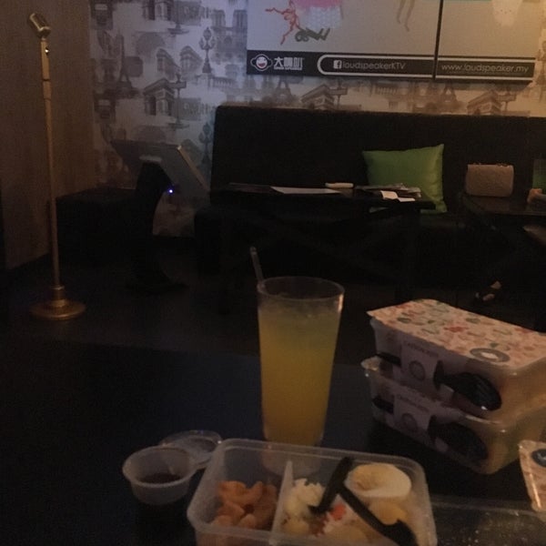 Loud Speaker (大嘴叭) Karaoke Bar in Dataran C180