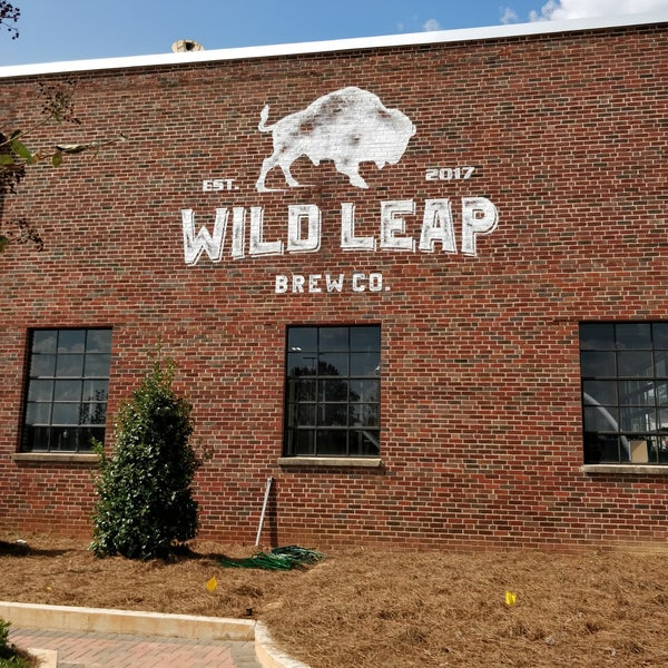 Photo taken at Wild Leap Brew Co. by Sean E. on 9/23/2017