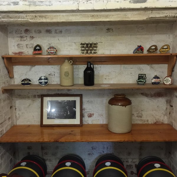 11/15/2014 tarihinde Kieran M.ziyaretçi tarafından Loch Brewery &amp; Distillery'de çekilen fotoğraf