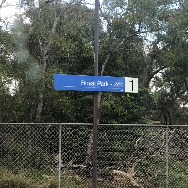 Macaulay Station 393 ziyaretçidan 3 tavsiye