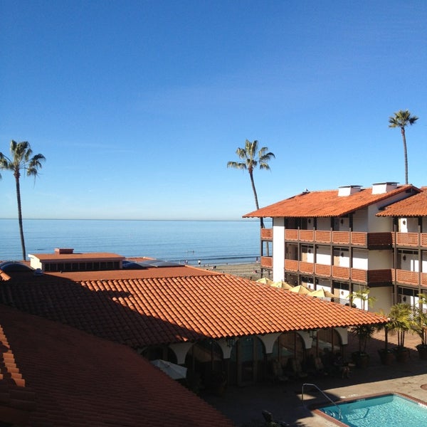 Photo taken at La Jolla Shores Hotel by Chris G. on 1/19/2013