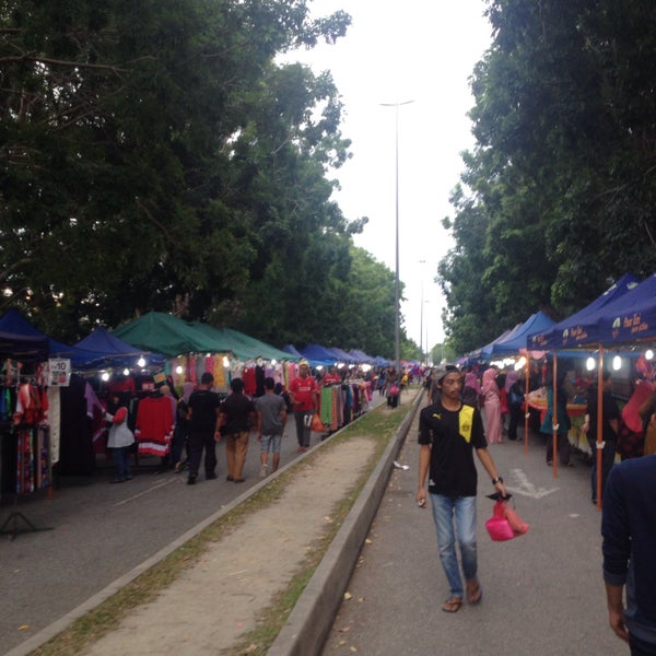 Foto Di Pasar Malam Puncak Alam 38 Tips