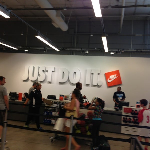 Nike Factory Store - Camarillo, CA