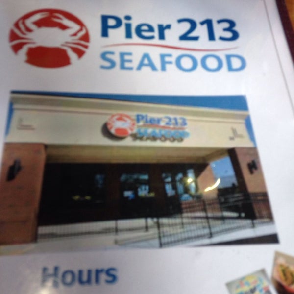 Foto tirada no(a) Pier 213 Seafood por Cory S. em 6/20/2014