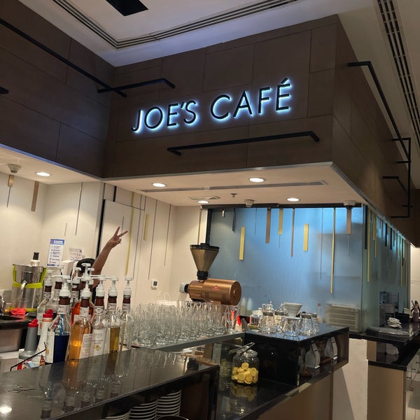 Photo taken at Joe&#39;s Cafe by Abdullah Revival on 9/13/2023