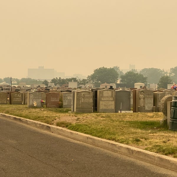 Photos at St. Raymond's Cemetery Cemetery in Throgs Neck