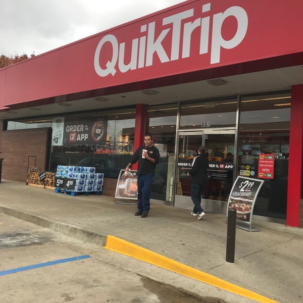 QuikTrip Convenience Store in Saint Peters