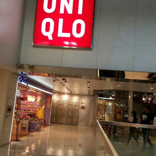 Graff Bay City >> UNIQLO - Causeway Bay - 5/F, World Trade Centre, 280 Gloucester Rd Graff Bay City >> UNIQLO - Causeway Bay - 5/F, World Trade Centre, 280 Gloucester Rd