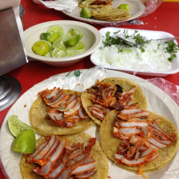 El Morelense Local de tacos en Monterrey