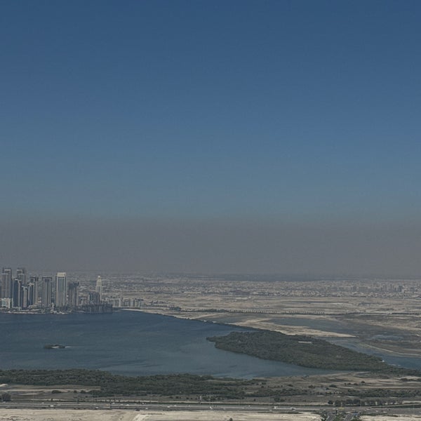Das Foto wurde bei SLS Dubai Hotel &amp; Residences von طلال am 5/10/2024 aufgenommen