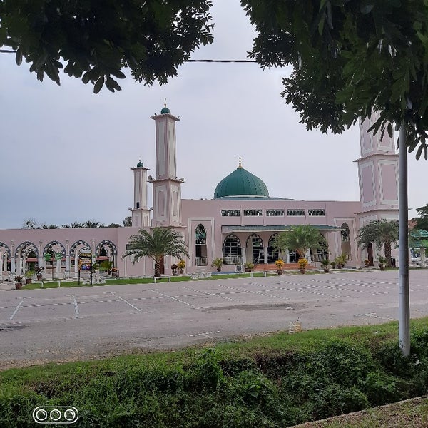 Masjid Al Hasanah 1 Tip From 288 Visitors