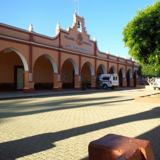 Photo taken at San juan chilateca oaxaca by Robert G. on 1/30/2013