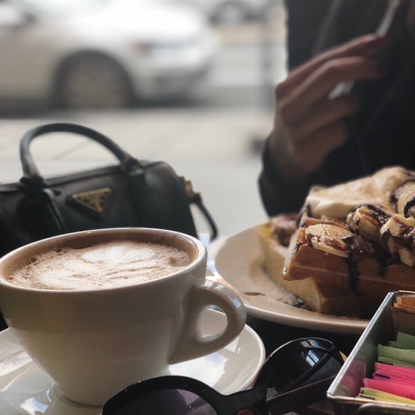 1/25/2019 tarihinde AAziyaretçi tarafından Cafe Luna'de çekilen fotoğraf