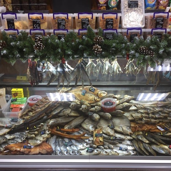 Выкладка Рыбы В Пивном Магазине Фото