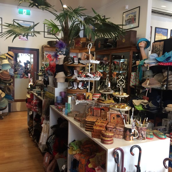 Art Deco Shop Vintage and Thrift Store in Napier