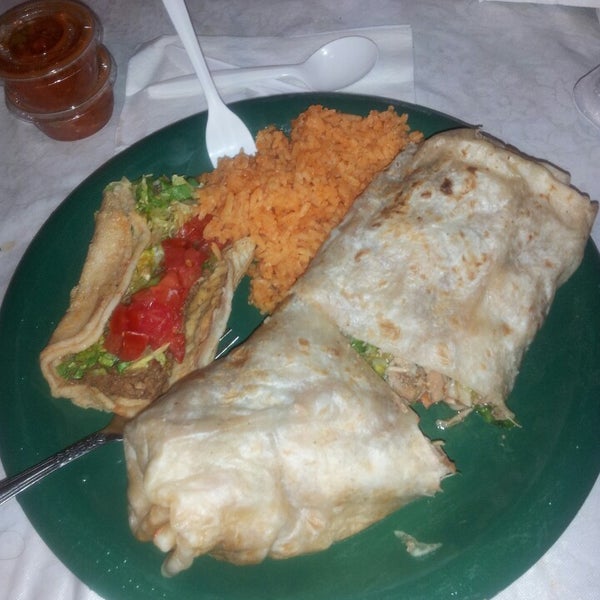 Photo taken at Jalisco&#39;s Mexican Restaurant by Kay D. on 8/21/2013
