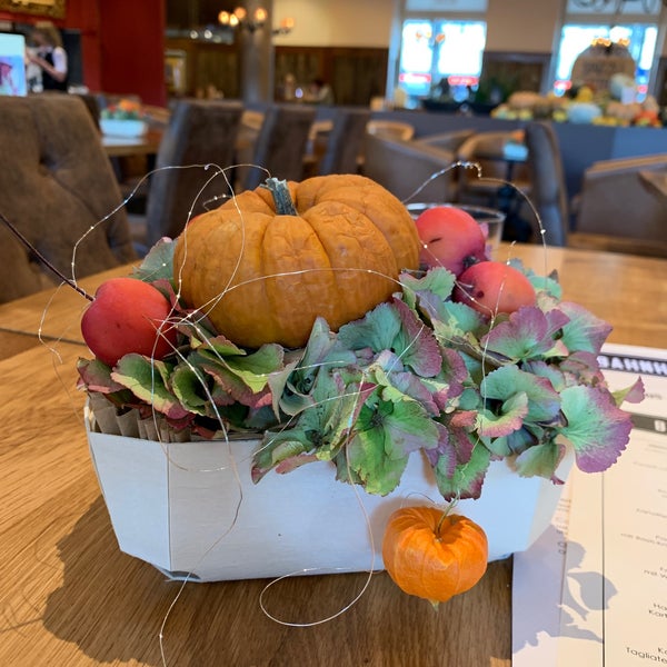รูปภาพถ่ายที่ Restaurant Buffet Olten โดย Gökce Ö. เมื่อ 10/14/2019