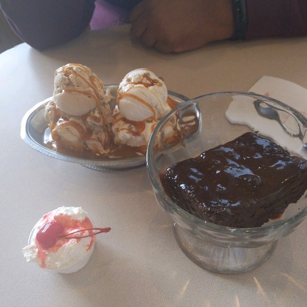 Photo taken at Egger&#39;s Ice Cream Parlor by Amruta W. on 5/16/2022