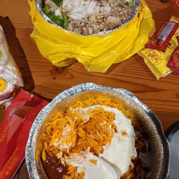 Photo taken at The Halal Guys by Amruta W. on 7/29/2023