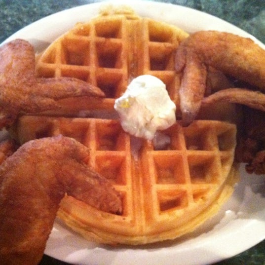 Photo taken at Kiki&#39;s Chicken And Waffles by Angeline H. on 10/8/2012