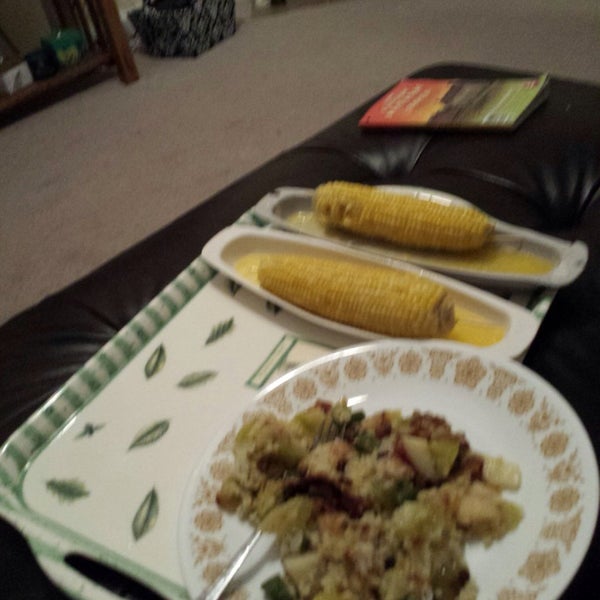 Hunters Produce Food Court in Summerville