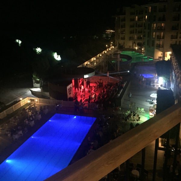 รูปภาพถ่ายที่ Royal Atlantis Spa &amp; Resort โดย Burcu B. เมื่อ 9/2/2017
