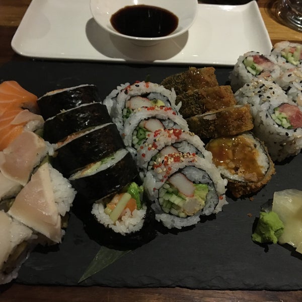 4/21/2018 tarihinde Val S.ziyaretçi tarafından Kyo Bar Japonais'de çekilen fotoğraf