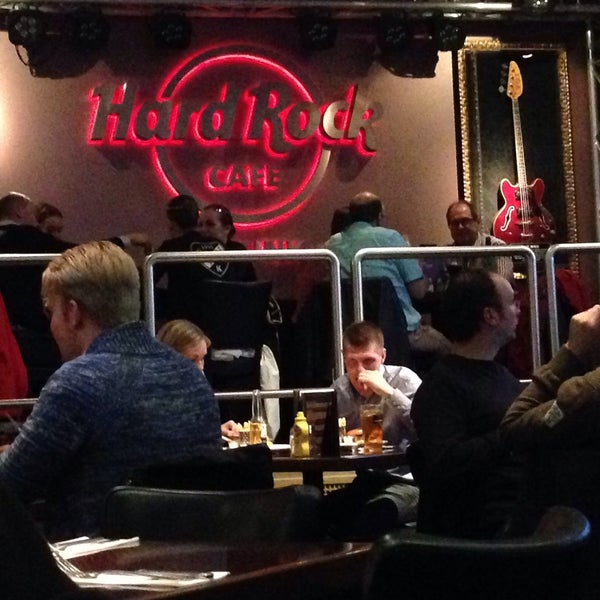 11/7/2015에 Arslan님이 Hard Rock Cafe Helsinki에서 찍은 사진