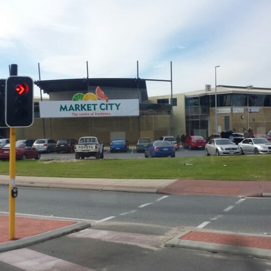 Canning Vale Markets Farmers Market in Canning Vale