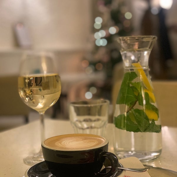 12/4/2020 tarihinde Jitka G.ziyaretçi tarafından Café U Tří korunek'de çekilen fotoğraf