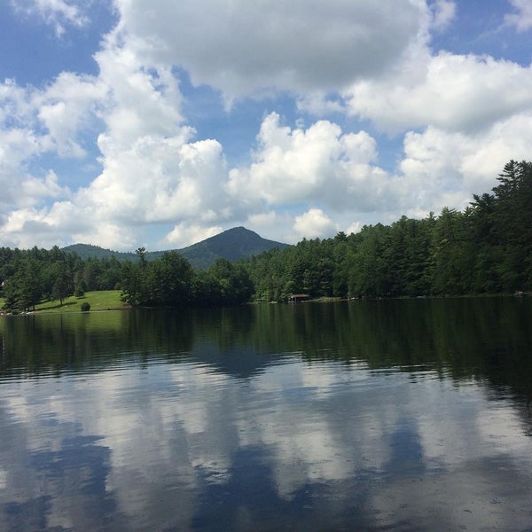 Fairfield Lake Sapphire, NC