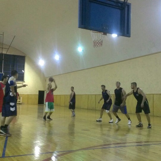 Di sport ташкент. Сергей Монарх Ташкент. Интер спорт в Бишкеке 5 держинка.