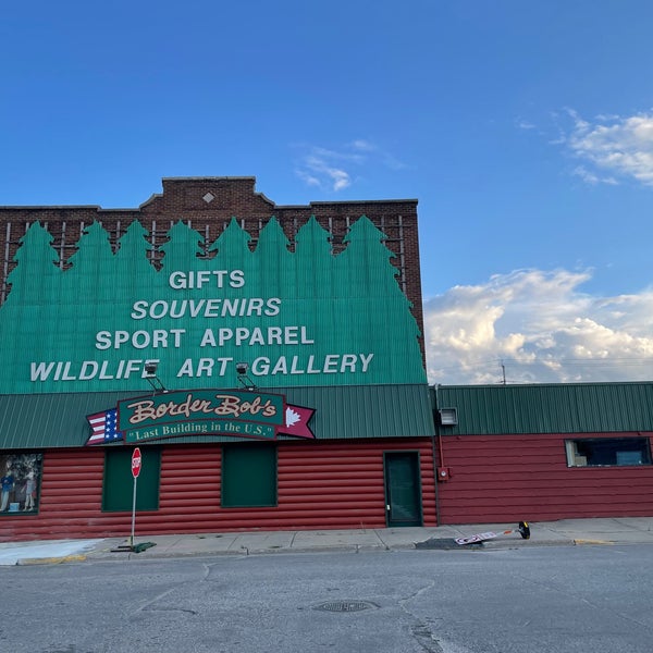 Border Bob's International Falls, MN