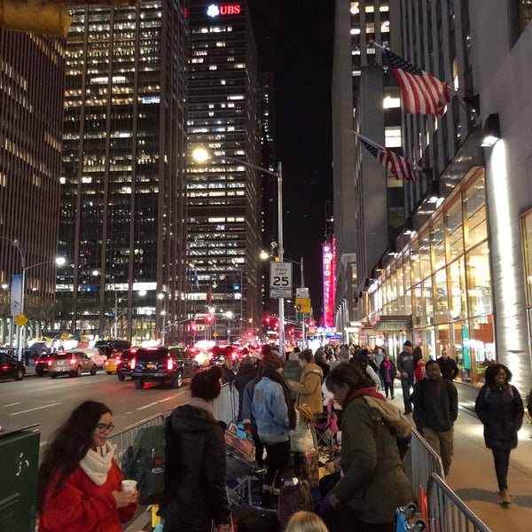 Saturday Night Live Standby Line - Plaza in Rockefeller Center