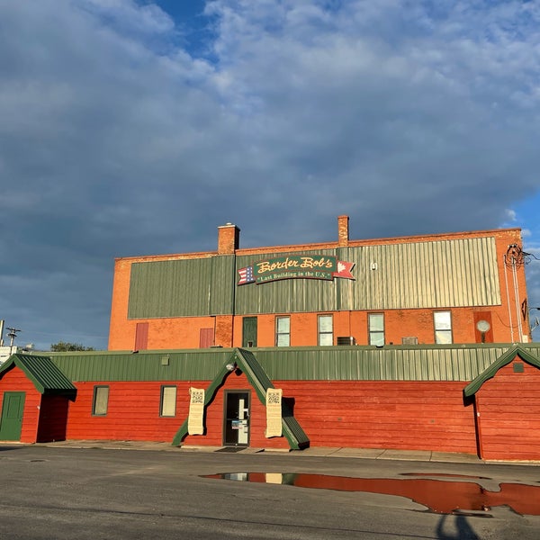 Border Bob's International Falls, MN