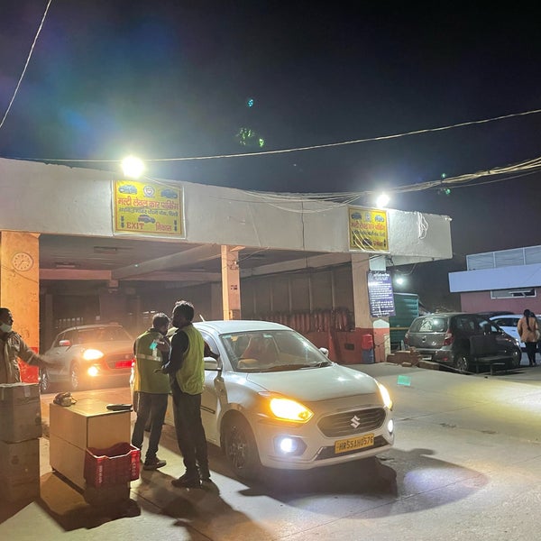 Chandni Chowk Car Parking New Delhi, Delhi