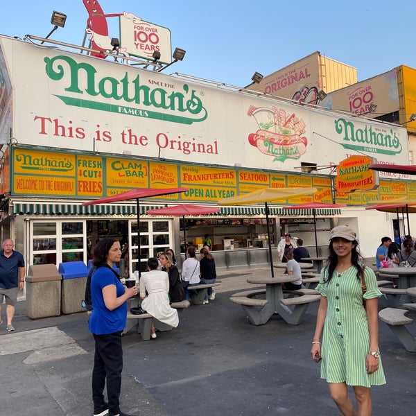 Photo taken at Nathan&#39;s Famous by Varshith A. on 9/17/2022