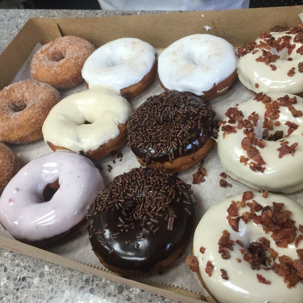 Photo taken at Duck Donuts by Bebe L. on 5/21/2015