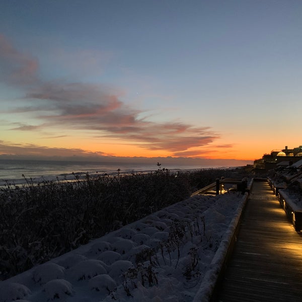Photo taken at Gurney&#39;s Montauk Resort and Seawater Spa by Casey on 12/12/2019