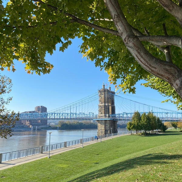 Public Landing Central Business District 2 tips from 387 visitors