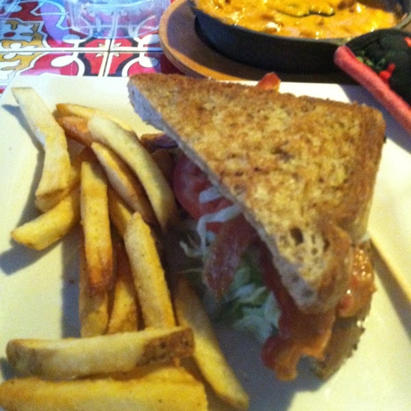 Photo taken at Chili&#39;s Grill &amp; Bar by Morgan W. on 3/14/2013