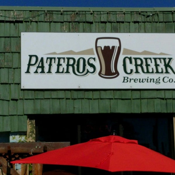 Foto tirada no(a) Pateros Creek Brewing por Craig C. em 10/1/2016