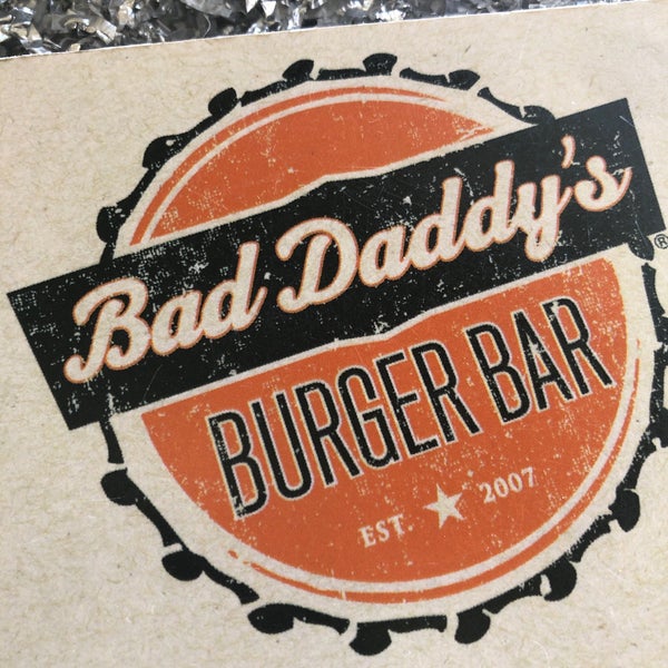 Foto diambil di Bad Daddy&#39;s Burger Bar oleh David H. pada 5/15/2019